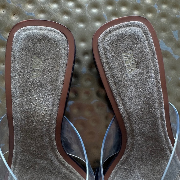 ZARA Heeled Vinyl Sandals New with Tags - US 6  ✨ - Picture 8 of 12
